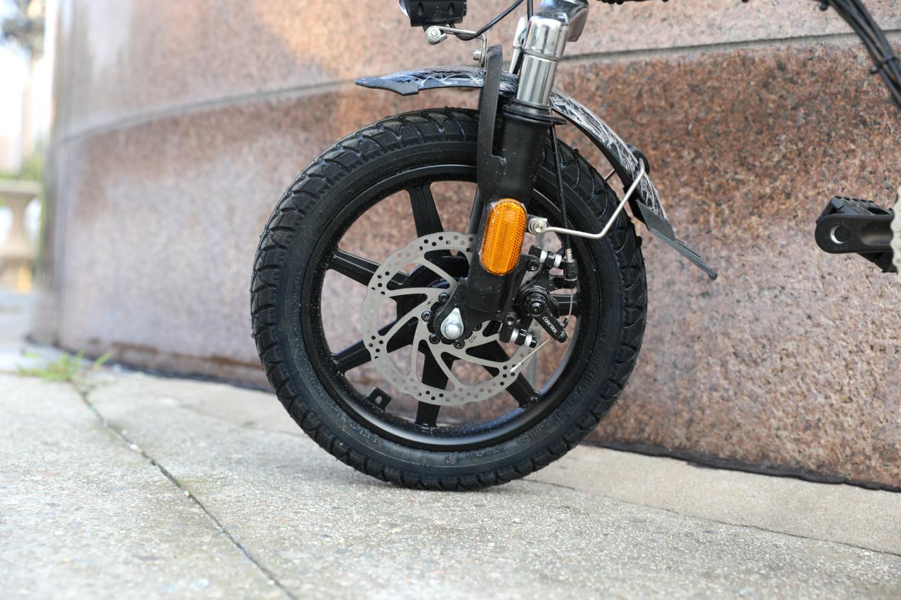 24伏电动车能跑多快,电动车72v20a电池冬天能跑多远