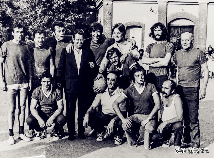 《瓦尔特保卫萨拉热窝》导演拒绝救援，最终死于萨拉热窝围困