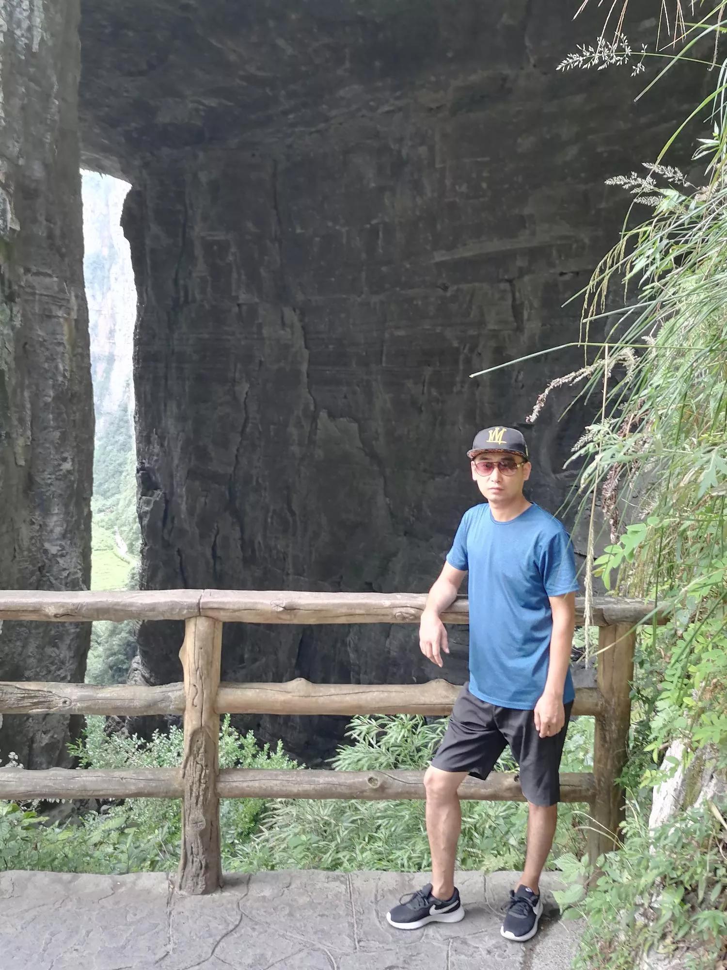 重庆武隆天坑三桥旅游一日游,重庆武隆天坑旅游详细攻略