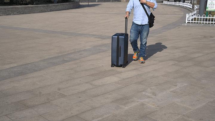 地平线行李箱与小米行李箱对比,地平线8号行李箱和90分行李箱