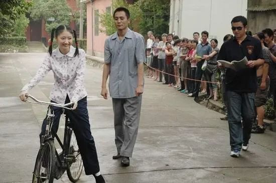 景甜上韩国热搜,景甜上海人间水蜜桃