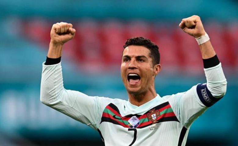 c罗荣膺环足奖历史最佳射手,c罗历史前十名进球