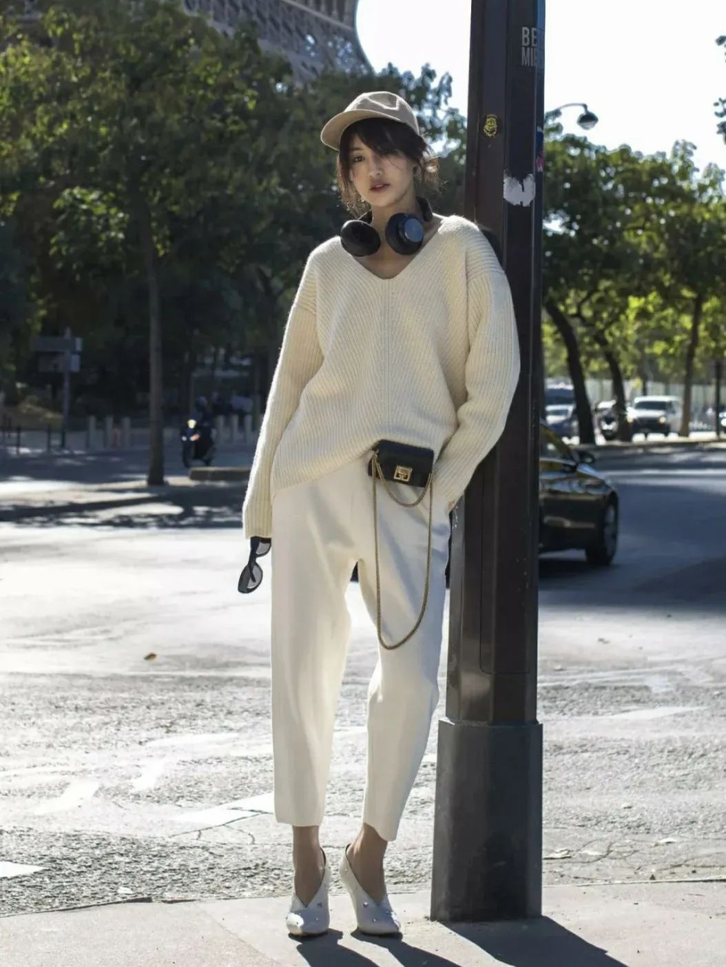 “宝贝，今天吃了什么主食。”“节衣缩食。”