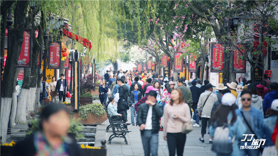 云南必去十大古镇景点推荐一下,云南必去的十大古镇景点推荐一下