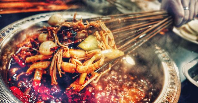 麻辣烫冒菜钵钵鸡串串香,钵钵鸡麻辣烫冒菜区别