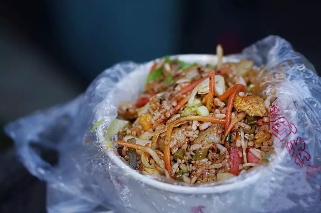 10块钱吃垮川大后街25家店，快快收藏