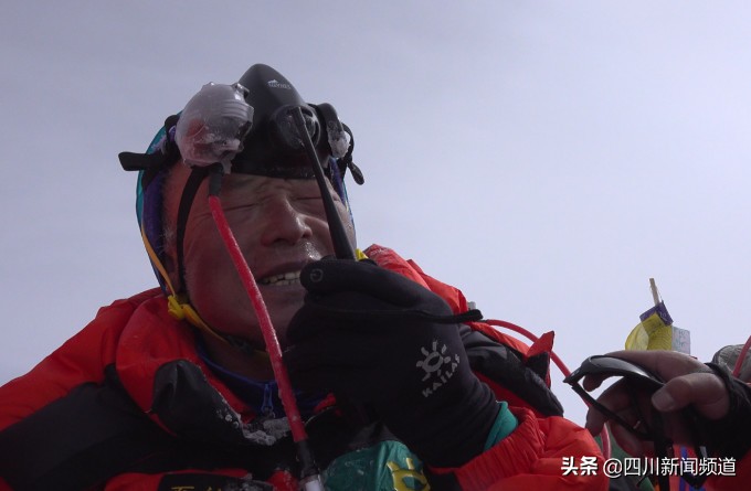 攀登者原型故事夏伯渝,攀登者夏伯渝纪录片