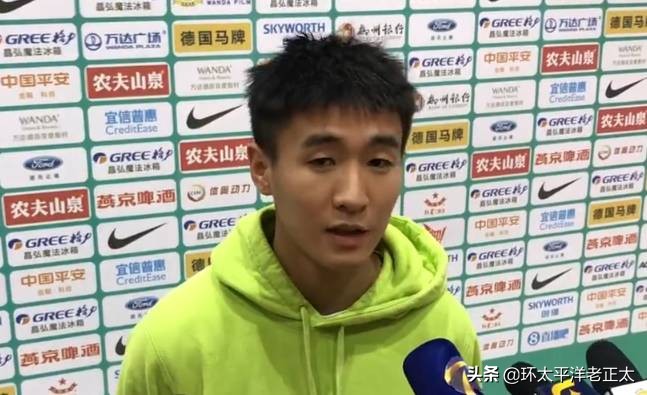 韦世豪散步,韦世豪为队友出头抱不平