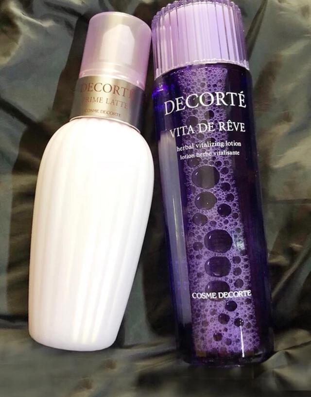 敏感肌肤油皮水乳推荐100块钱,混油皮敏感肌痘肌适合什么水乳