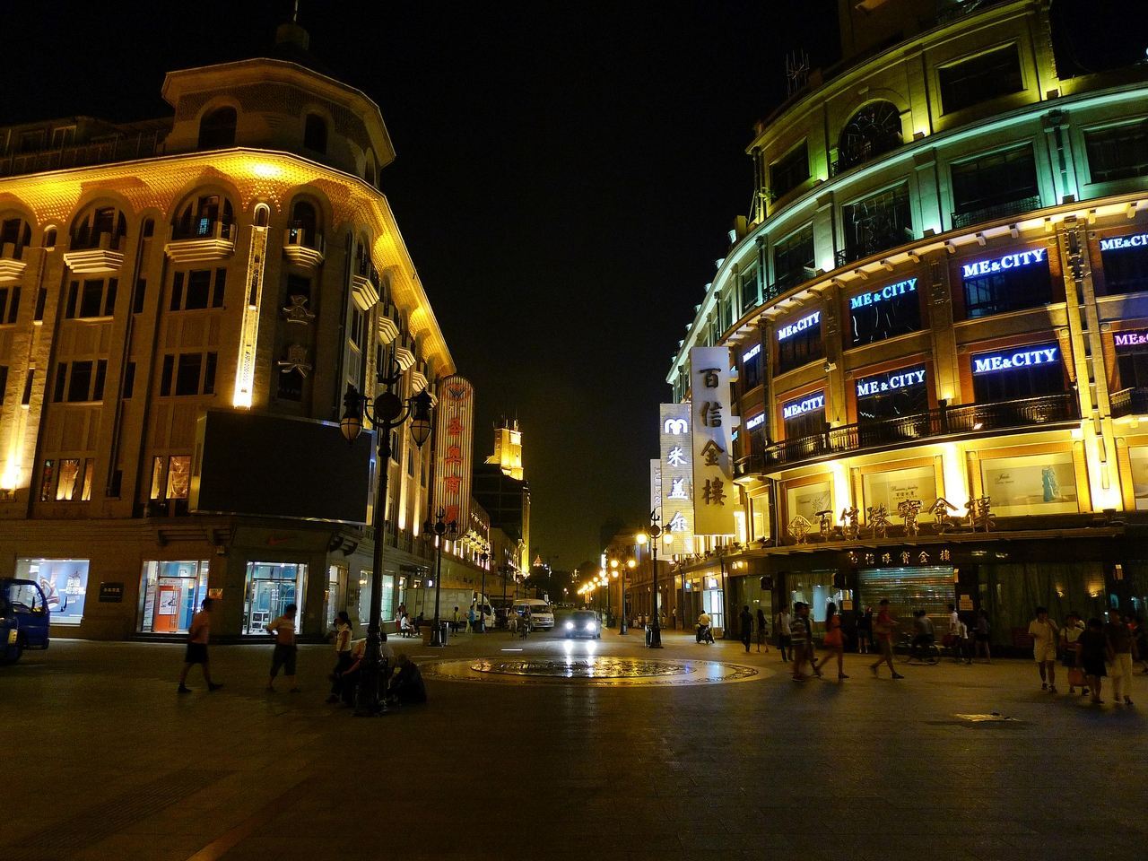 天津市有几个有名商业步行街 (天津最长的步行商业街)