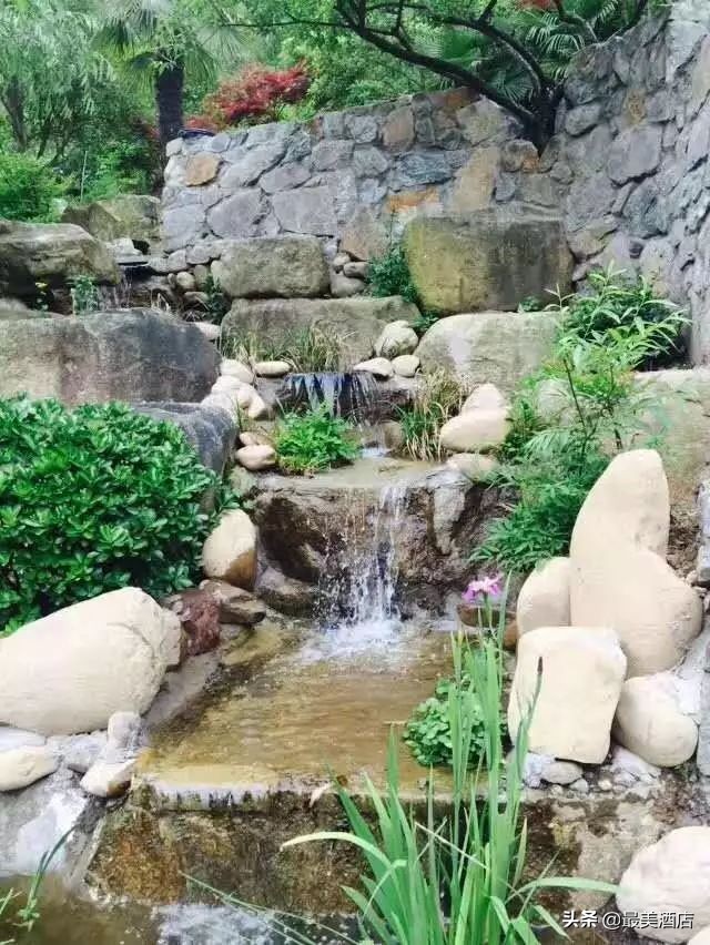 为一姑娘，10年他把30亩荒地打导致梦想家园，让人懂得真爱的意义