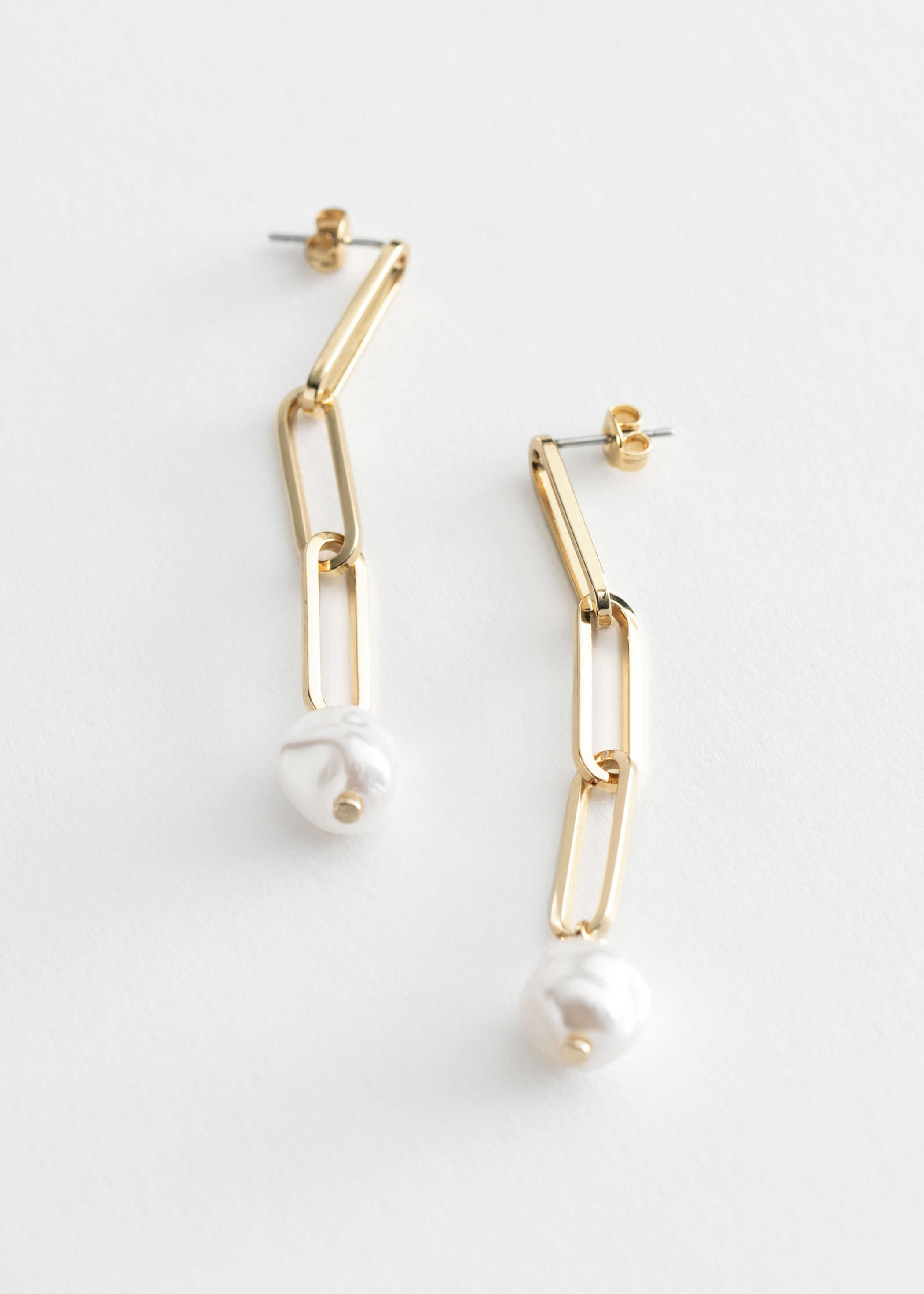 ZARA、HM买腻了？红遍ins的高街品牌也终于天猫了