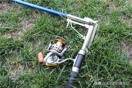 十大最坑渔具图片,三种坑人的钓鱼竿
