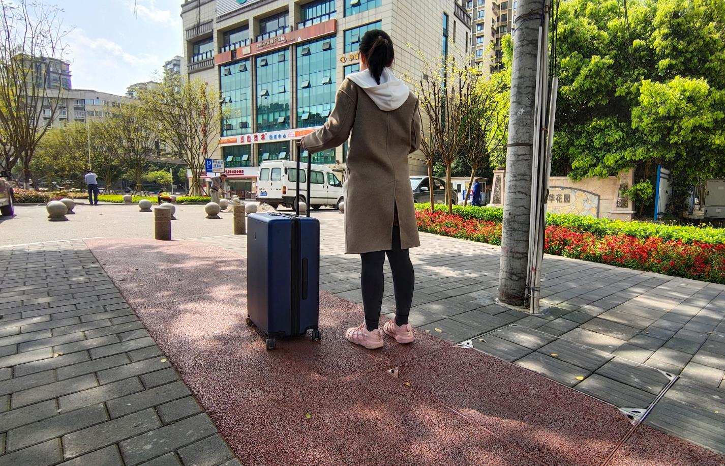 20寸行李箱测评地平线8号,level8地平线八号行李箱颜色