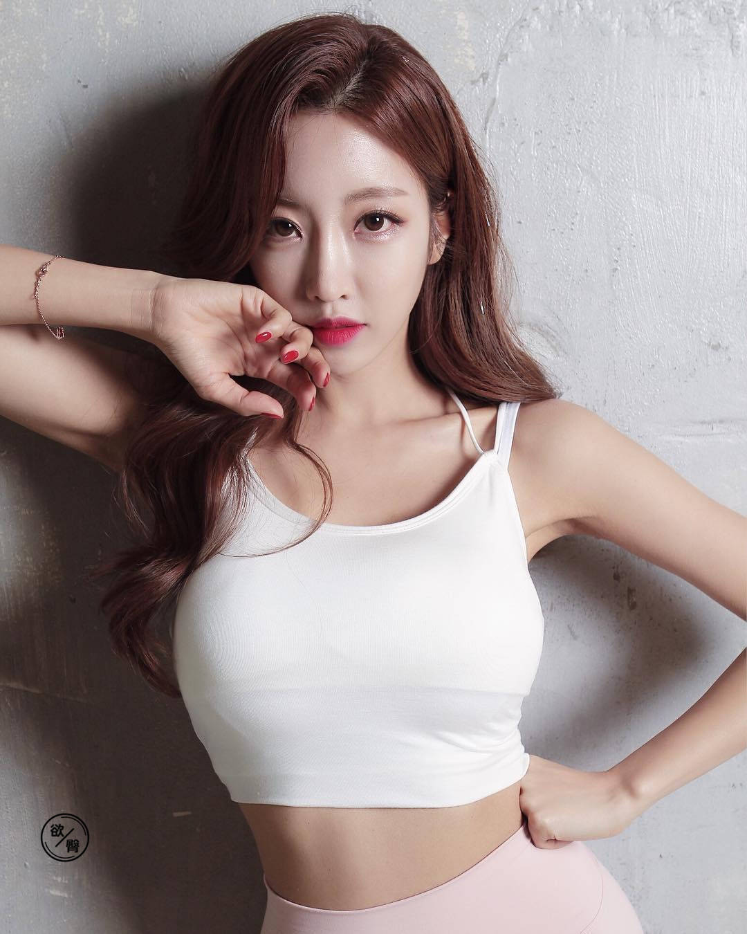 哑铃健身最简单的动作最有效,适合初学者的哑铃健身动作