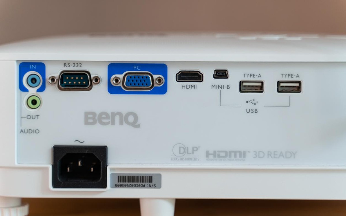 明基投影仪e520和明基w1120,明基e520无线投影仪使用教程