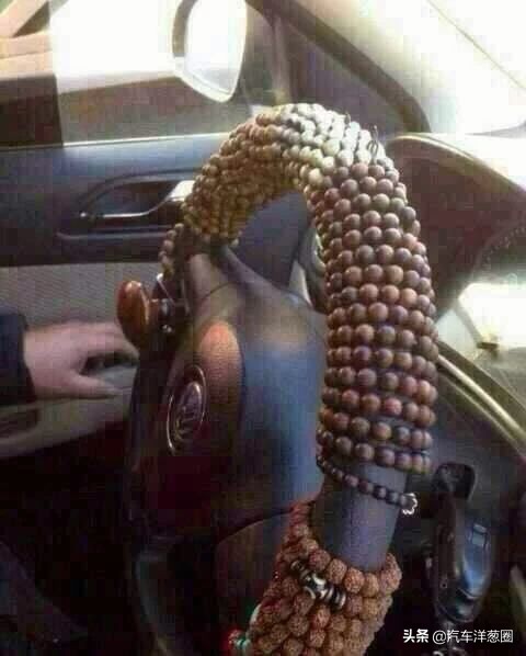 情人节开大奔接女朋友，拉开车门她却说要分手？！