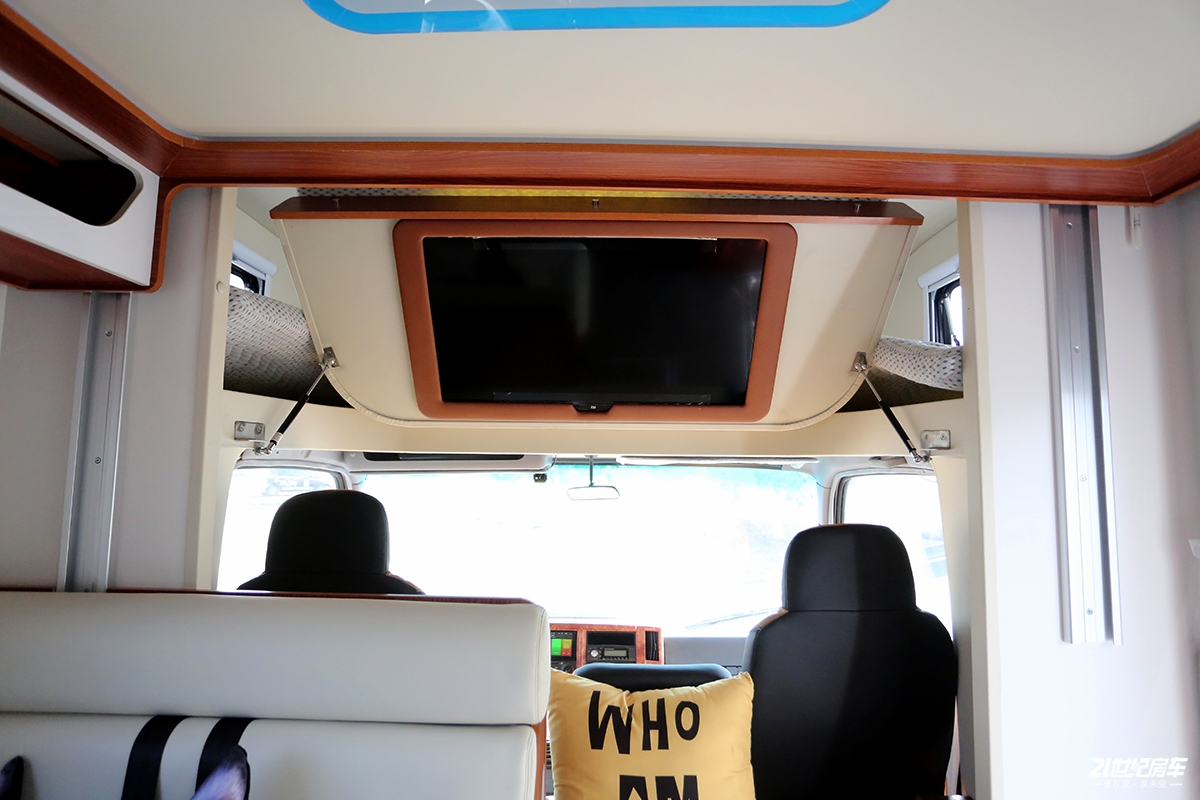 最便宜五十铃700p房车价格,2021款五十铃700p无疆四驱房车