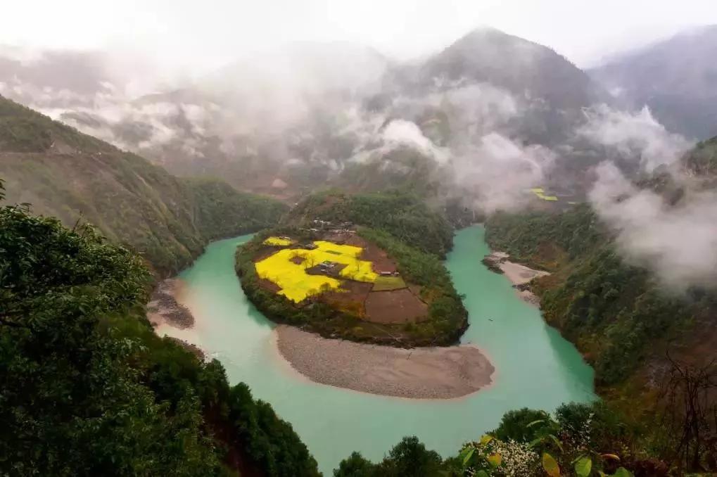 超适合一个人的15个国内外旅行地,国内适合一个人旅行的景点有哪些