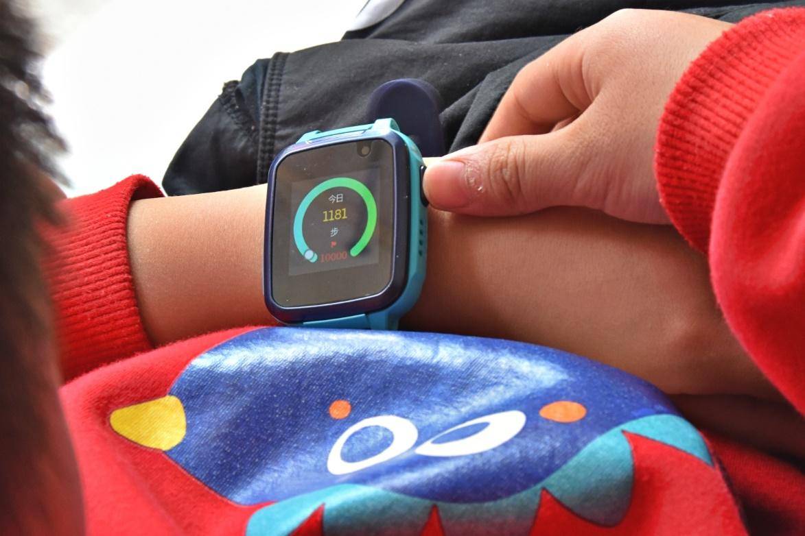 360儿童手表sE5,360儿童手表se5怎么样