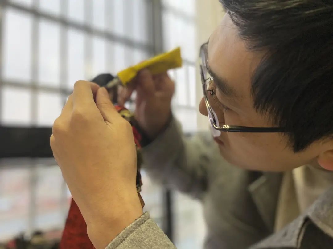 内蒙小伙改造三国人偶，一个卖上万，征服日韩三国迷