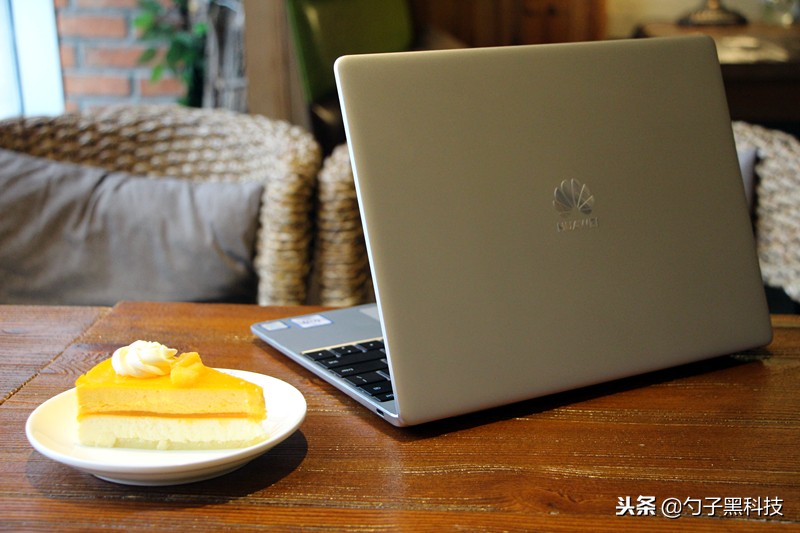 华为13.9寸深度评测,华为笔记本matebook132021款评测