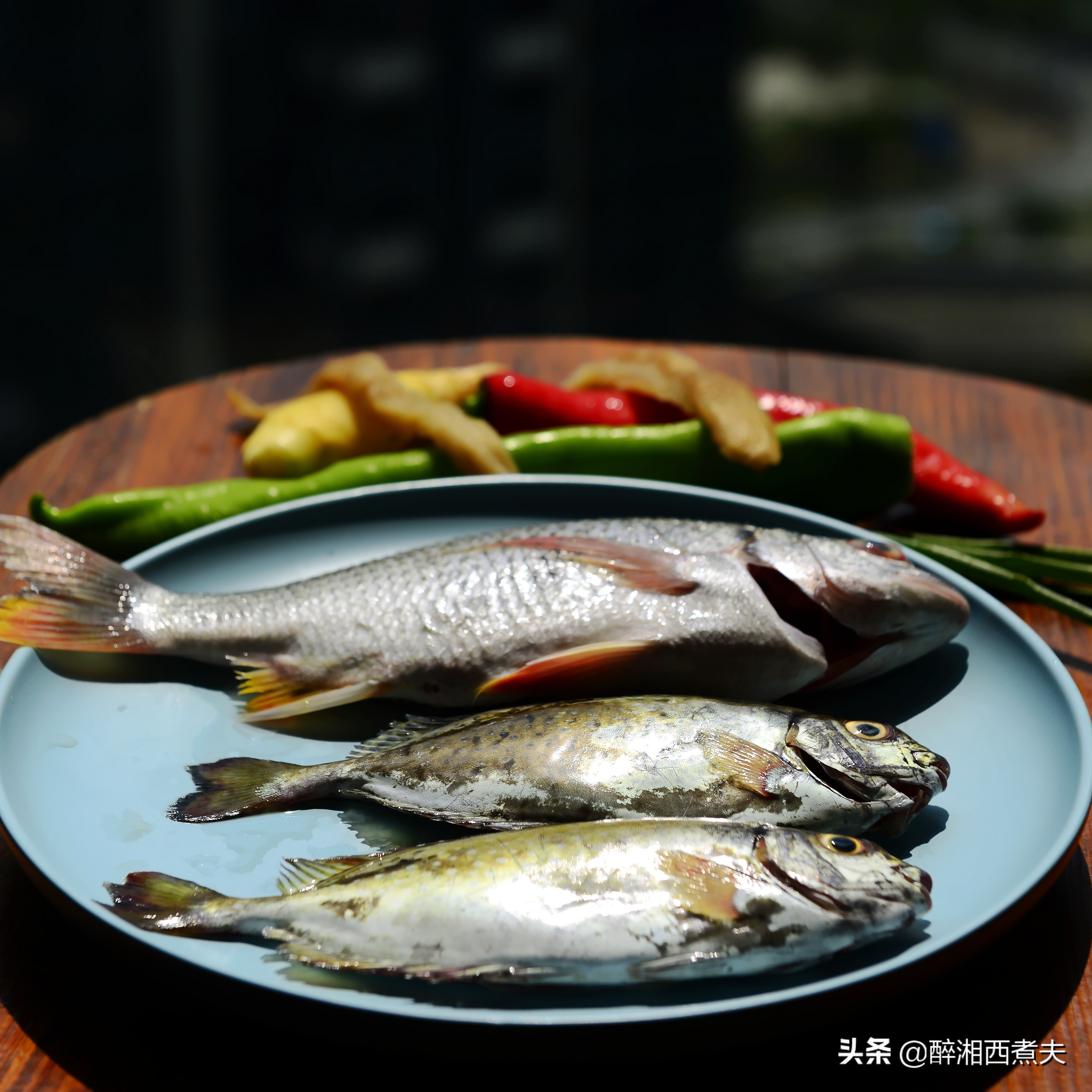 酱油水杂鱼最正宗做法,酸萝卜煮杂鱼