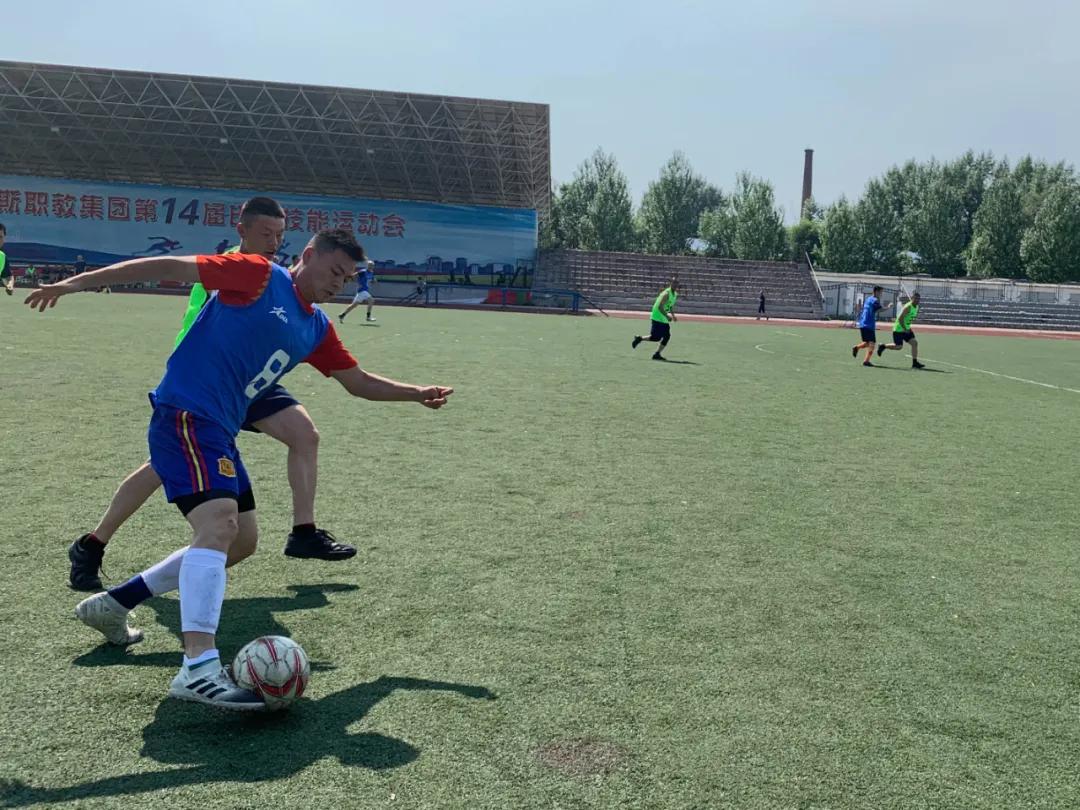 纪念七一建*党**99周年系列活动——佳木斯市消防救援支队举办“佳蓝杯”足球对抗赛
