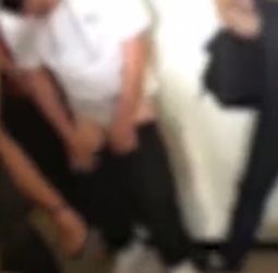 婚礼现场4名伴娘被压床,广东佛山婚礼伴娘被压床