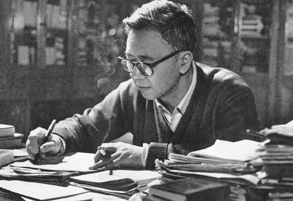 华罗庚读完《七律和郭沫若同志》，给毛主席写信：勤学毛著脱旧胎