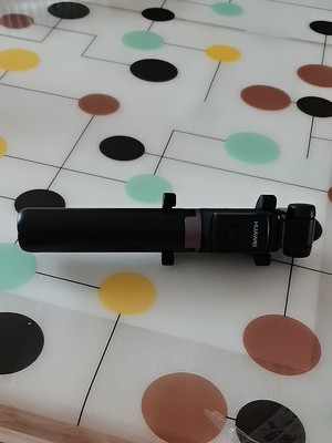 华为三脚架自拍杆af15怎么用,华为有线自拍杆的使用方法及操作