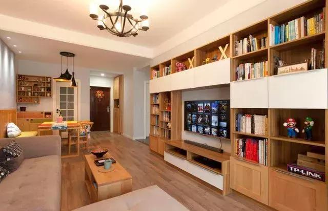 客厅窄选什么样的电视柜,法式极简电视背景高柜与矮柜组合