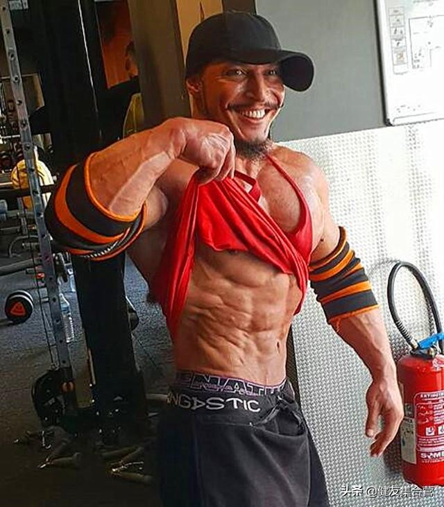 1对哑铃练全身只练力量,1对哑铃6个动作每天1次适合上班族