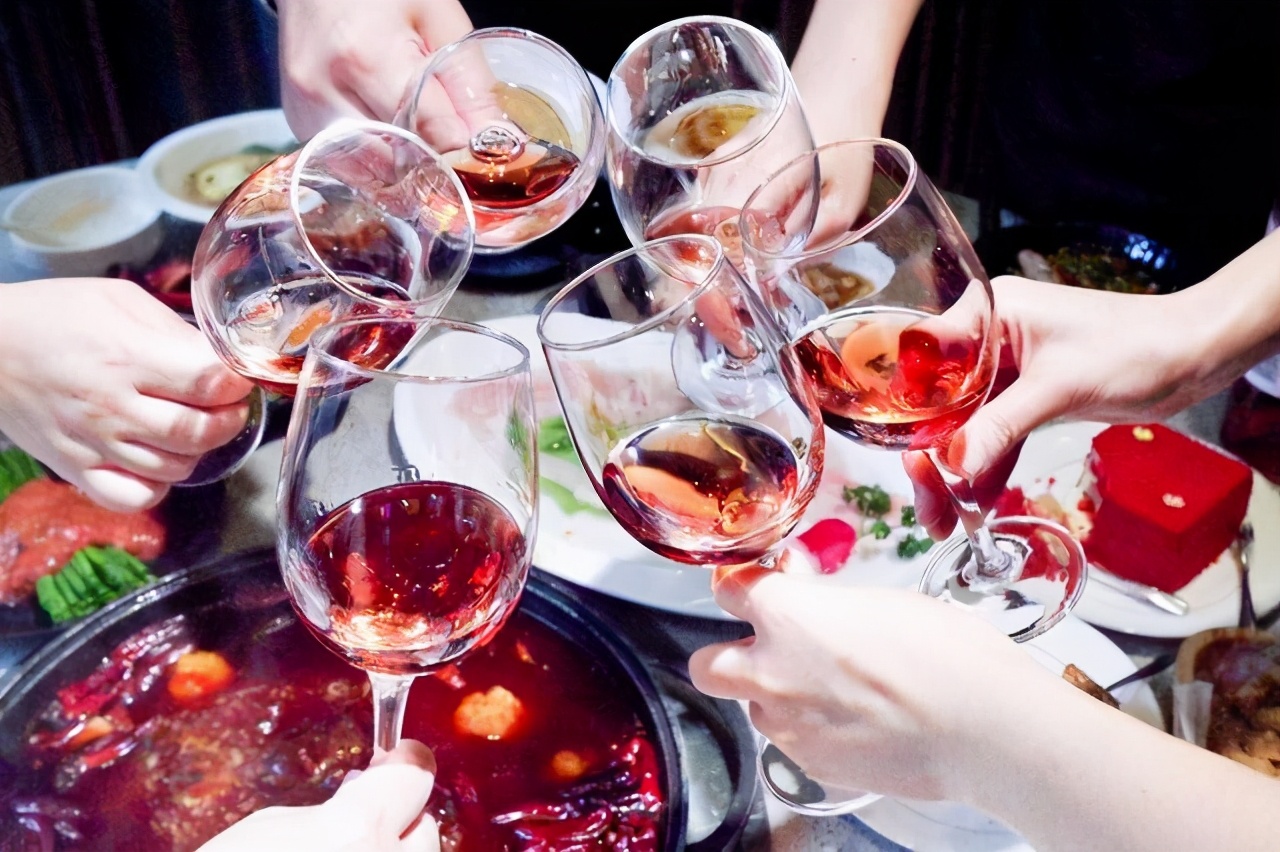 配葡萄酒的中餐,美食葡萄酒怎么搭配