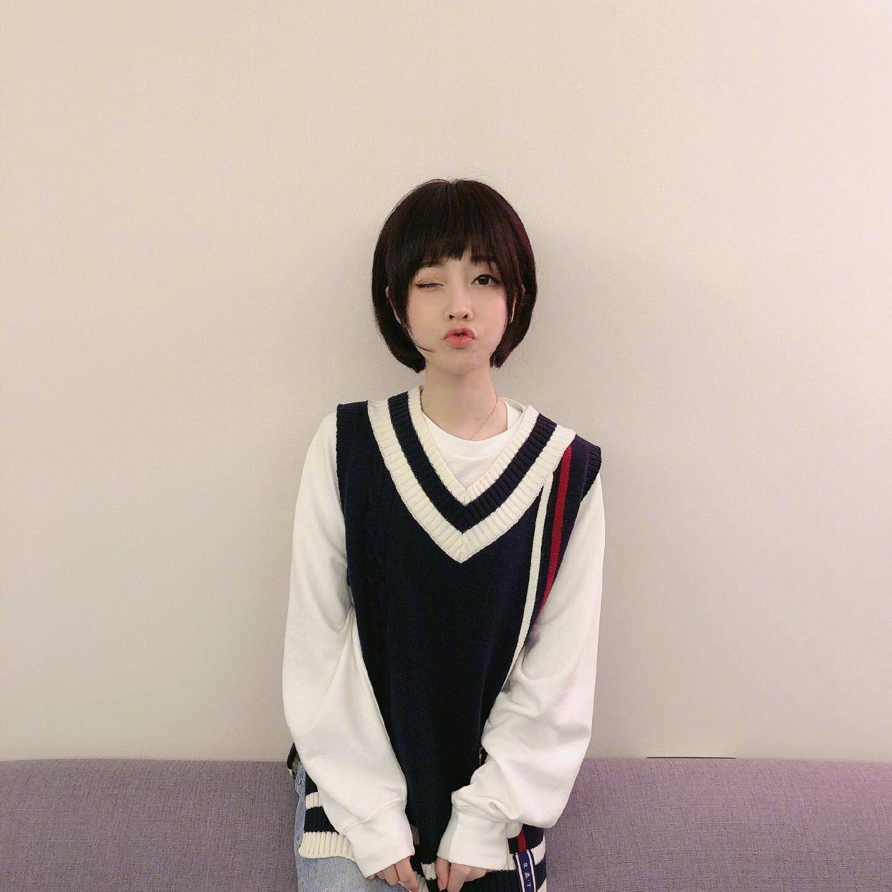 冯提莫健身房放飞自我,冯提莫长发短发对比