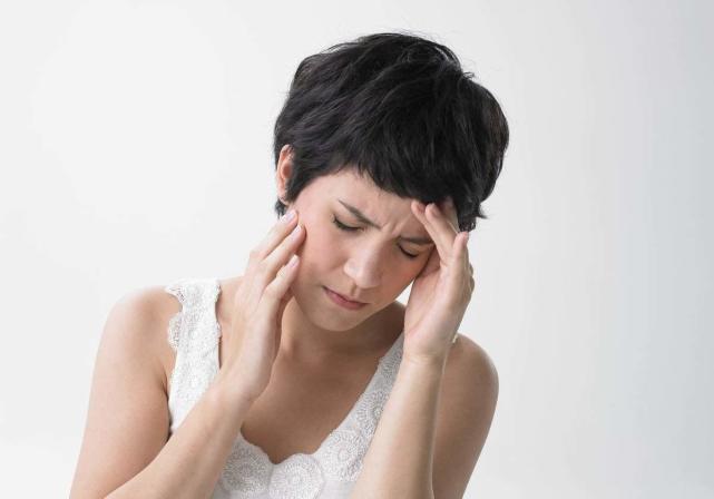 很多女性朋友的更年期都提前了,正在经历更年期