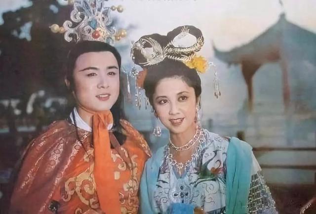 朱琳和徐少华不为人知的故事,朱琳和徐少华合照图文