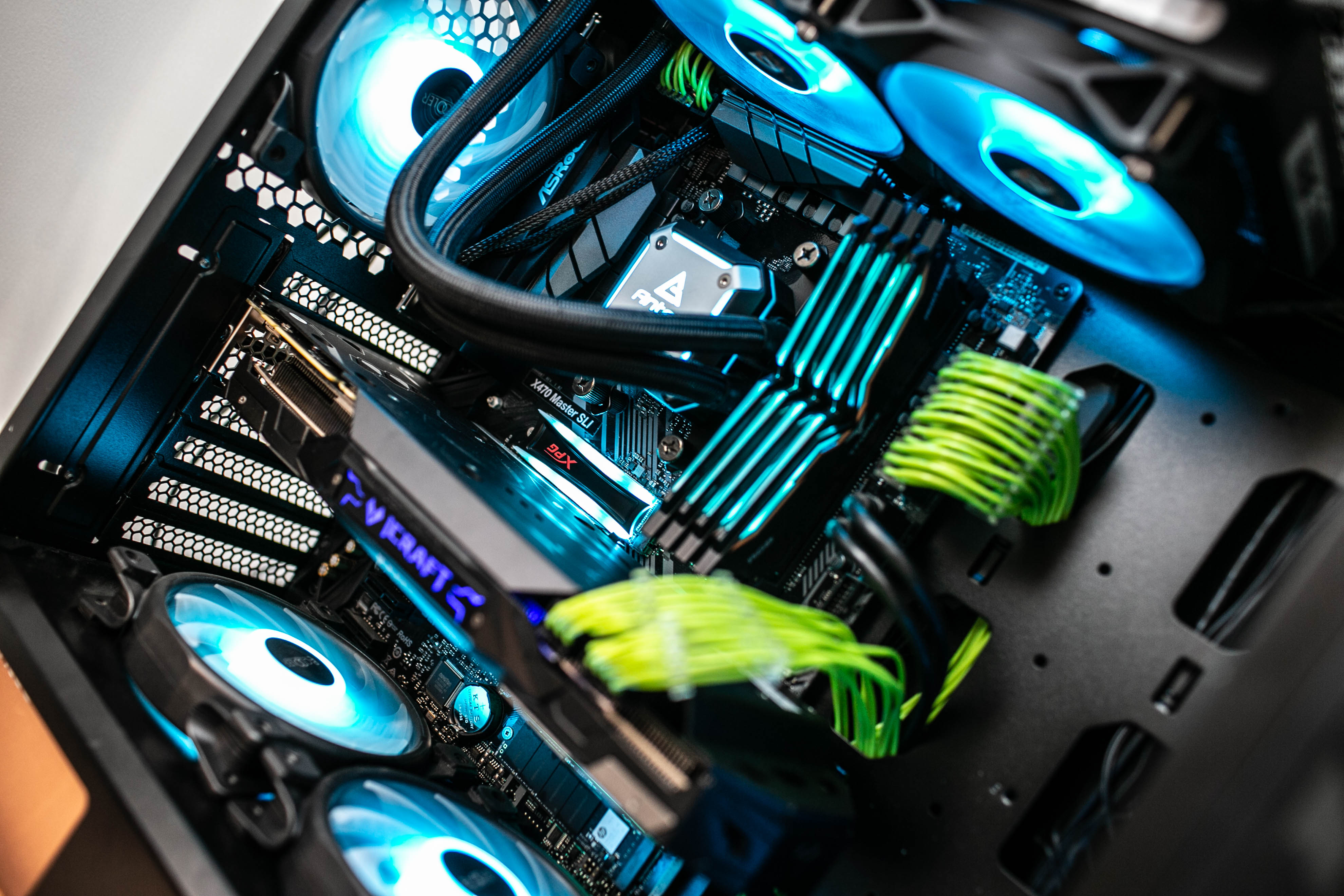 m.2固态硬盘有必要加散热马甲吗,m.2固态硬盘装散热片要撕掉标签吗