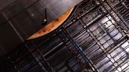 乐凯撒榴莲比萨买一送一只卖两周,乐凯撒爆浆榴莲披萨