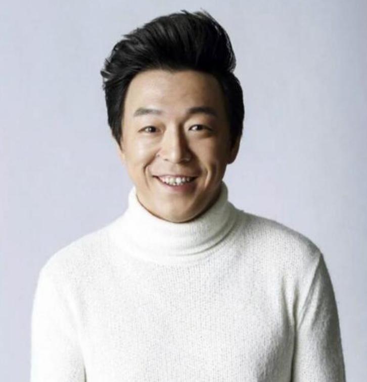 明星权志龙抽的什么烟一盒15万 (权志龙为啥抽15万一包的烟)