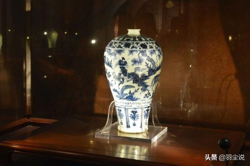 南京元青花萧何月下追韩信图梅瓶,萧何月下追韩信元青花梅瓶介绍