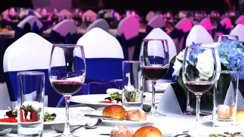 公司年会活动互动游戏,5个最能活跃气氛的年会互动游戏