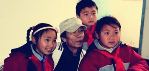 英达让宋丹丹跟观众道歉,英达受访回应宋丹丹的感谢