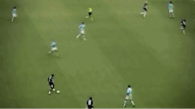 足坛五大足球天才,足球场上的十大艺术家