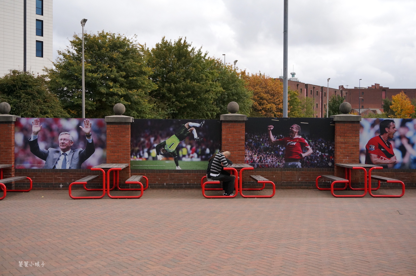 c罗重返曼联穿几号球衣,探秘更衣室