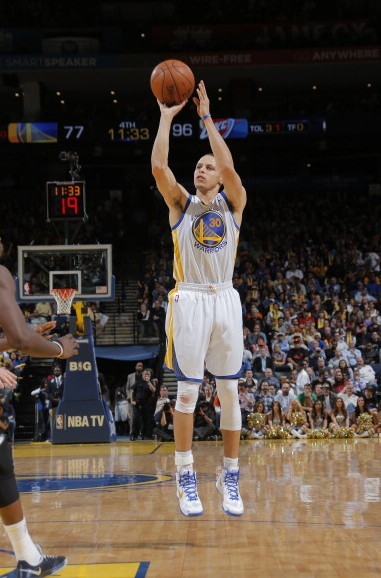 勇士队史第一人斯蒂芬库里,斯蒂芬库里在勇士的地位