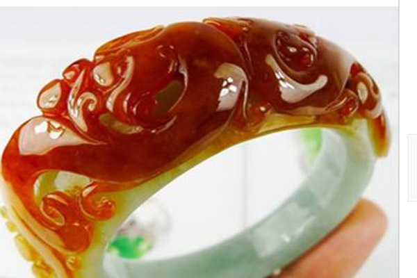 16种翡翠鉴定方法，却有四种是错误的，不可不知