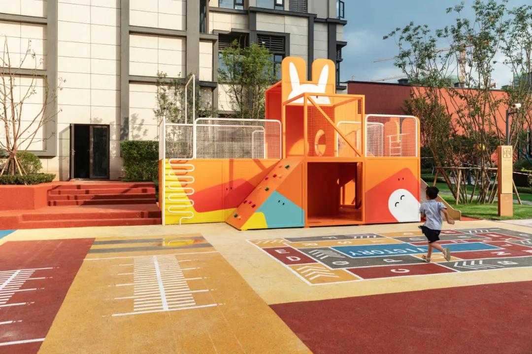 万科金开悦府,万科金开悦府高压线