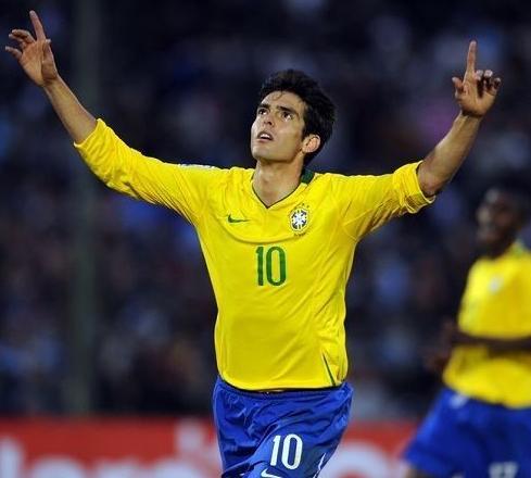 世界十大足球帅哥图片,十大惊艳的足球帅哥