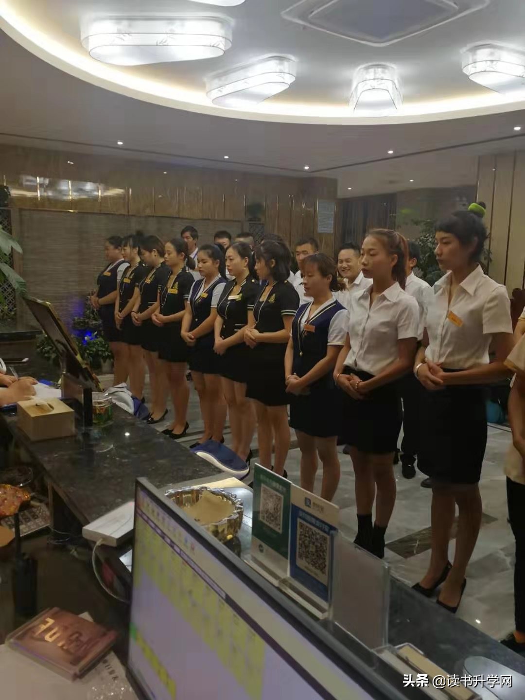 魏任斌盛赞韵足堂足疗养生会馆“最具服务精神和服务能力”